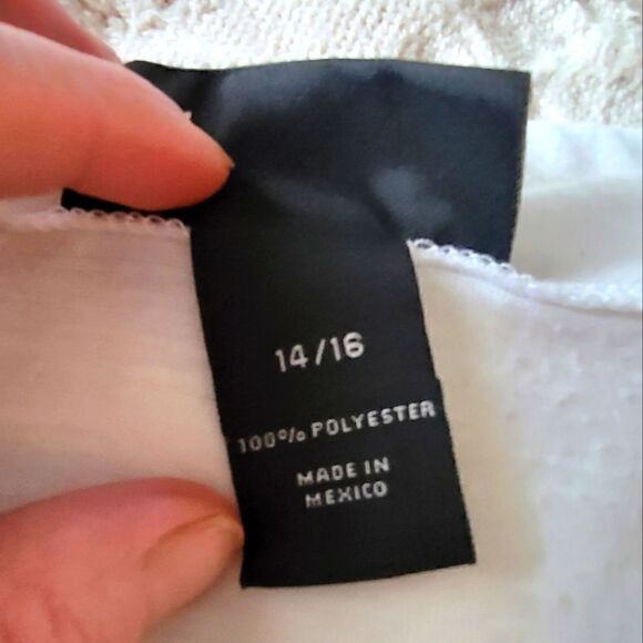 Lane Bryant Size 14/16 Short Sleeve TShirt - Picture 5 of 5